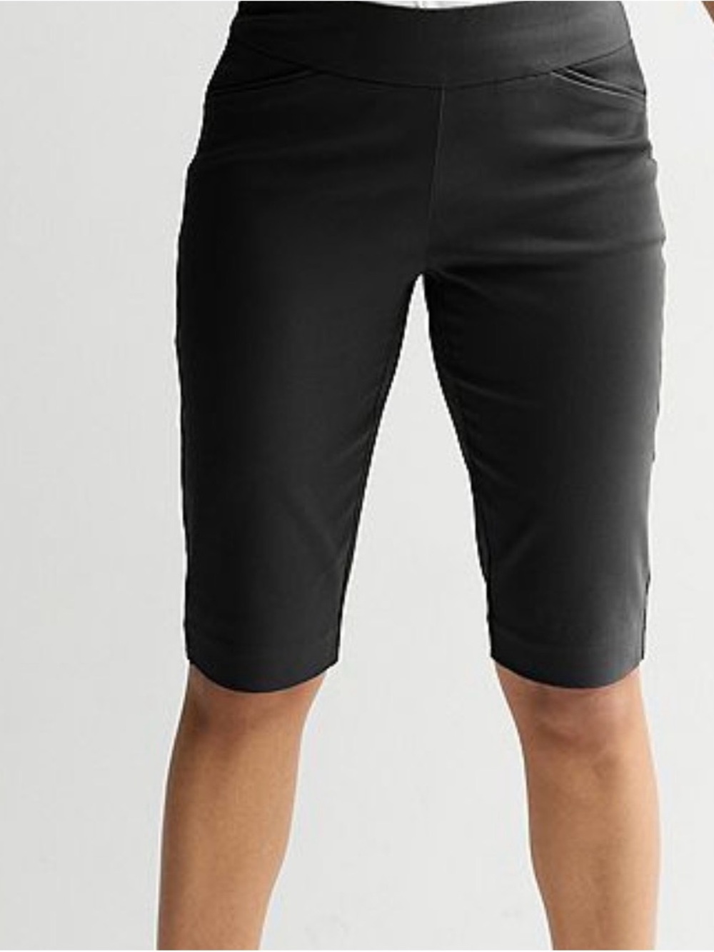 Croft & Barrow  Women’s Effortless stretch skimmer capris pull on Black size 12